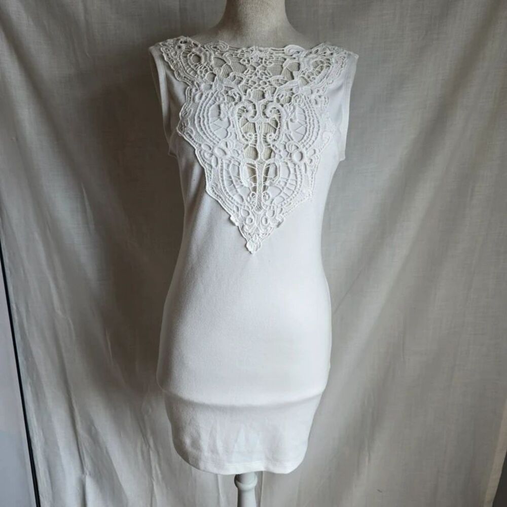 Forever 21 White Crochet Lace Bodycon Mini Dress L